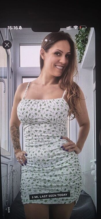 Full leaked Upminaa / private onlyfans photo
