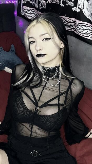 Full leaked Raquel devine/ private onlyfans photo