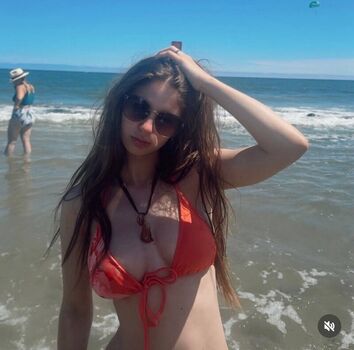 Full leaked Julna/ private onlyfans photo