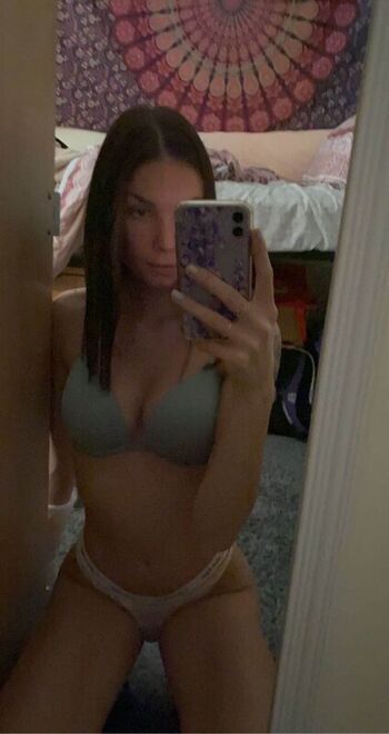 Full leaked Ava nucci/ private onlyfans photo