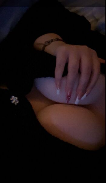 Full leaked Illiteracyme / private onlyfans photo