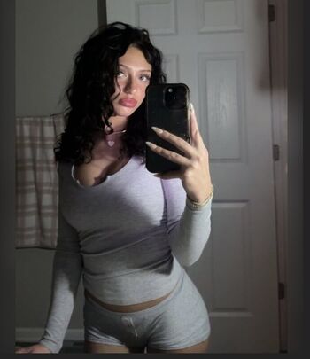 Full leaked Chaarmfeet/ private onlyfans photo