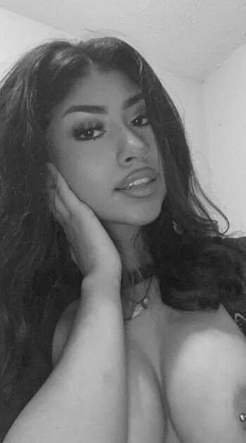 Full leaked Belle claire/ private onlyfans photo