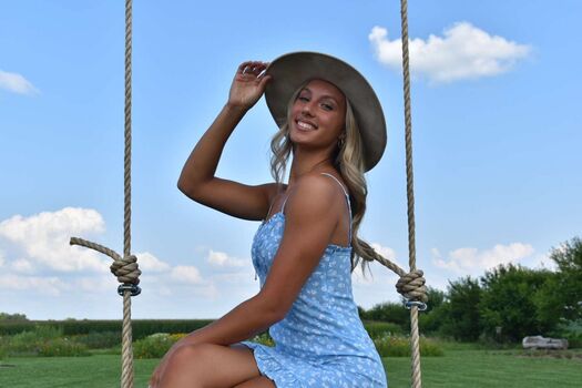 Full leaked Des armas/ private onlyfans photo