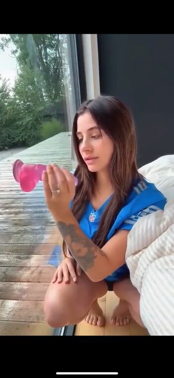 Full leaked Kenzie reeves/ private onlyfans photo