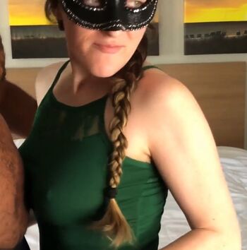 Full leaked Mrs elizabeth scott/ private onlyfans photo