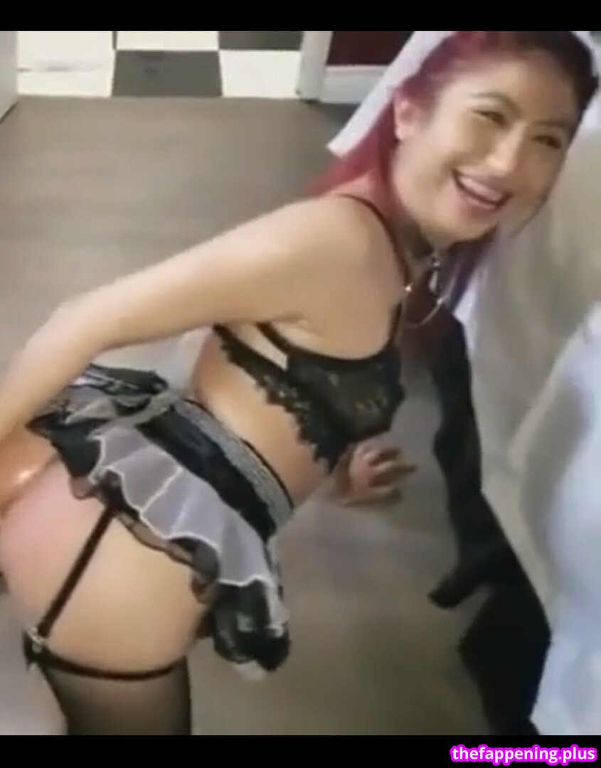 Full leaked Strellakat/ private onlyfans photo