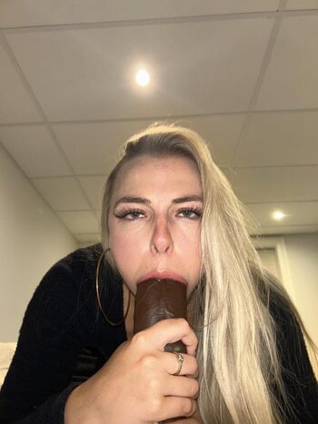 Full leaked Pia volckmann/ private onlyfans photo