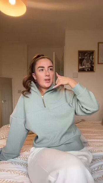 Full leaked Maya nerd/ private onlyfans photo