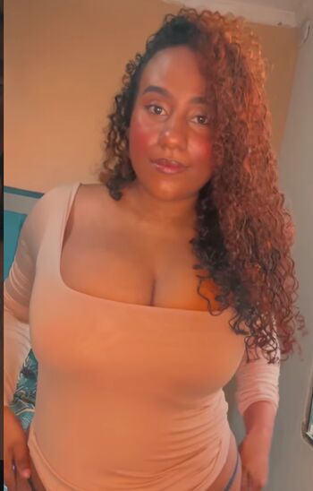 Full leaked Who is this  page private onlyfans photo