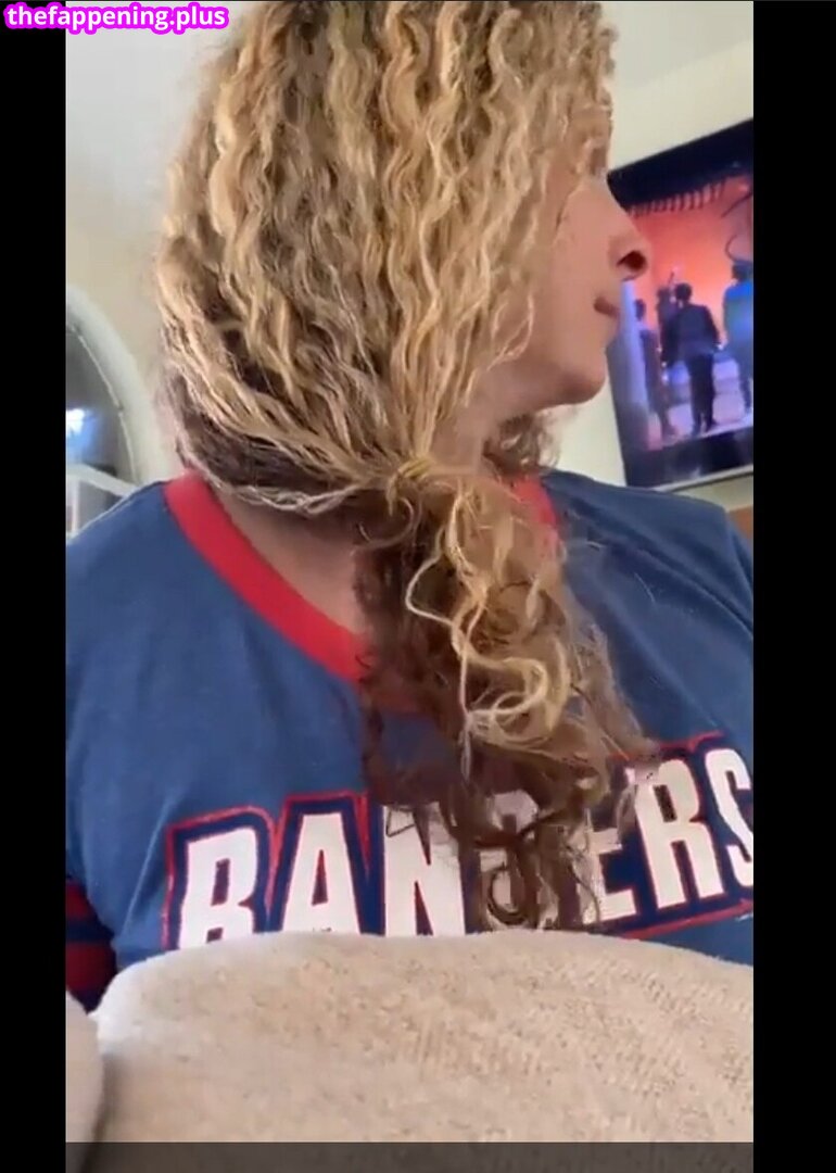 Full leaked Mara hoffmann/ private onlyfans photo