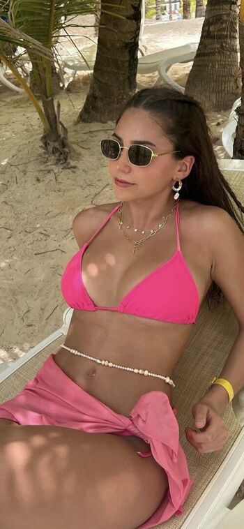 Full leaked Who is this  page private onlyfans photo