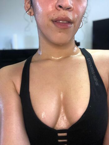 Full leaked Who is this private onlyfans photo