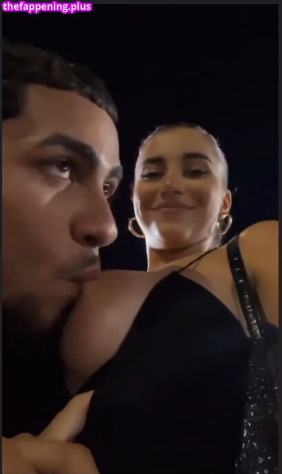 Full leaked Voyeur asian pissing toilet amp upskirts only/ private onlyfans photo