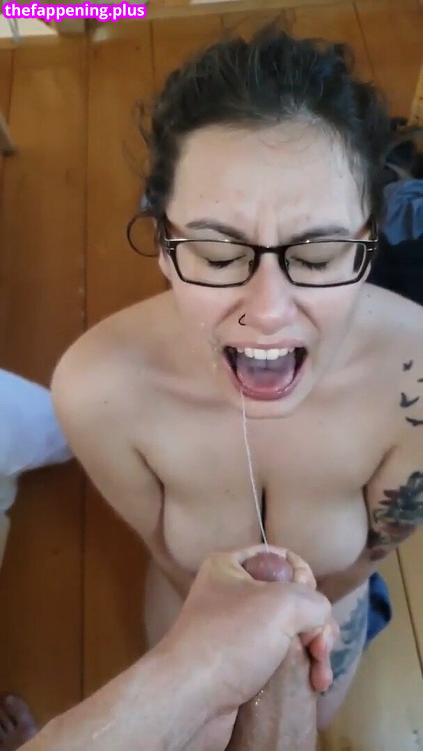 Full leaked Lena paul/ private onlyfans photo