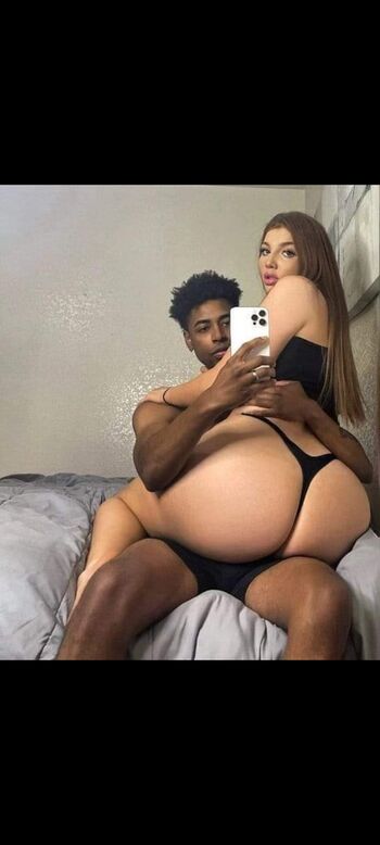 Full leaked Lisabaker/ private onlyfans photo