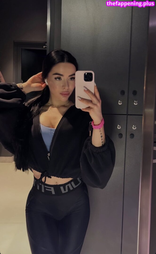 Full leaked Samantha saint/ private onlyfans photo