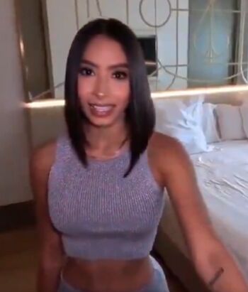 Full leaked Vania/ private onlyfans photo