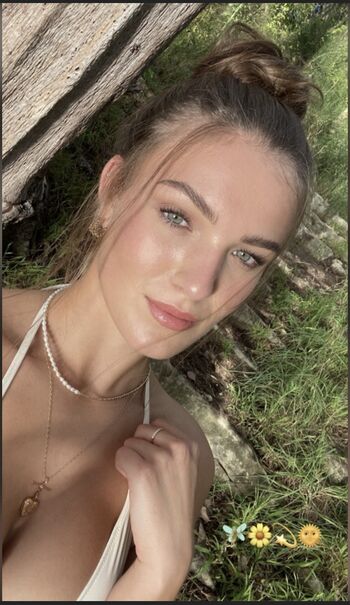 Full leaked Hareniks/ private onlyfans photo