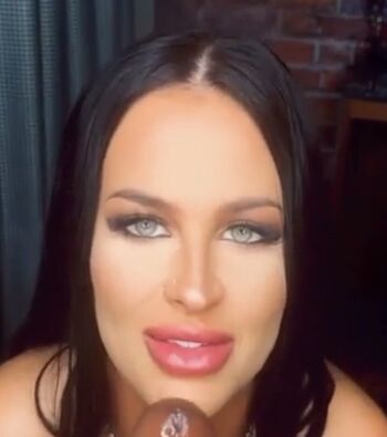 Full leaked Angel eyez/ private onlyfans photo