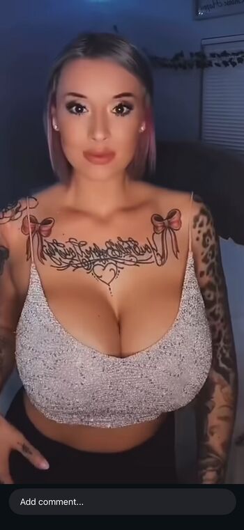 Full leaked Laney grey/ private onlyfans photo