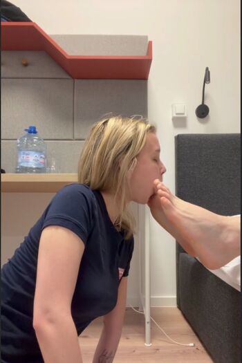 Full leaked Malenaamaro/ private onlyfans photo