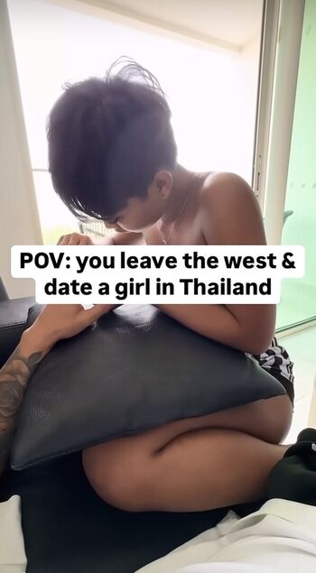 Full leaked Nude muse / private onlyfans photo