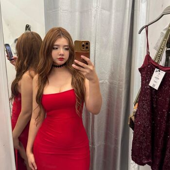 Full leaked Bellaraerae/ private onlyfans photo
