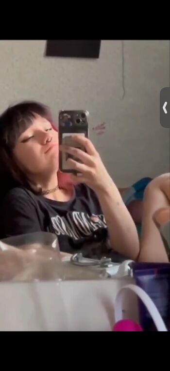 Full leaked Valerieeex/ private onlyfans photo