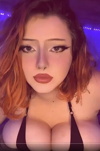 Full leaked Fioravantiofc/ private onlyfans photo