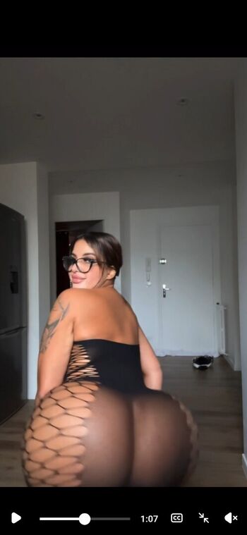 Full leaked Ali suicide/ private onlyfans photo