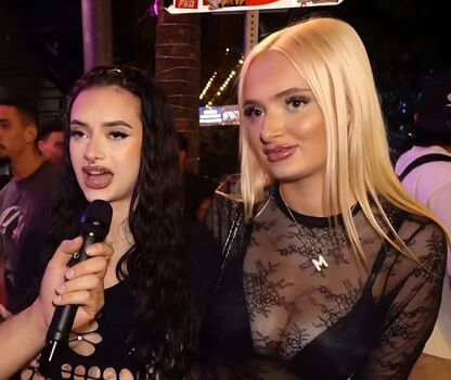 Full leaked Ding/ private onlyfans photo