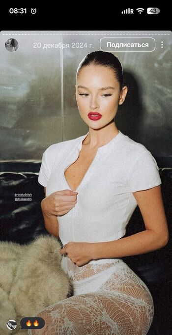 Full leaked Meshi roter/ private onlyfans photo