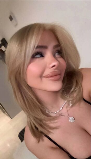 Full leaked Bombn olivarez/ private onlyfans photo