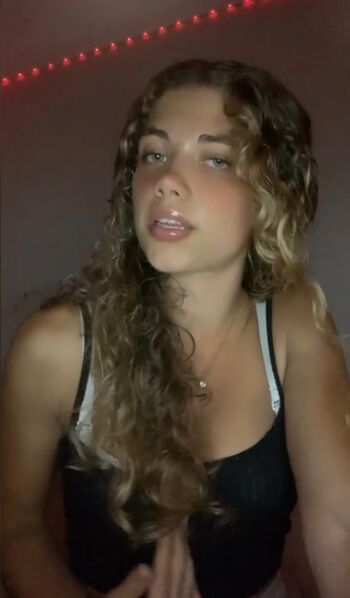 Full leaked Alyshaman / private onlyfans photo