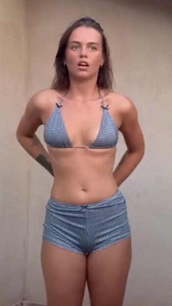 Full leaked Teenie asumi/ private onlyfans photo