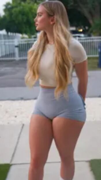 Full leaked Haileyxoxo/ private onlyfans photo