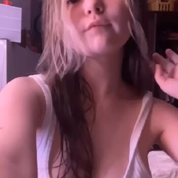 Full leaked Who is this  page private onlyfans photo