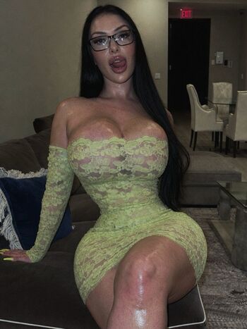 Full leaked Milly alcock/ private onlyfans photo