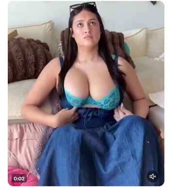 Full leaked Sara vixen/ private onlyfans photo
