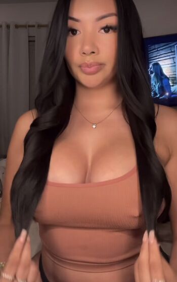 Full leaked Holy grails/ private onlyfans photo