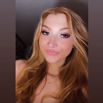 Full leaked Helena hall/ private onlyfans photo