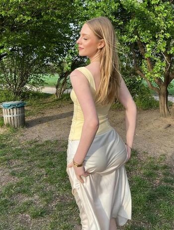 Full leaked Who is this  page private onlyfans photo