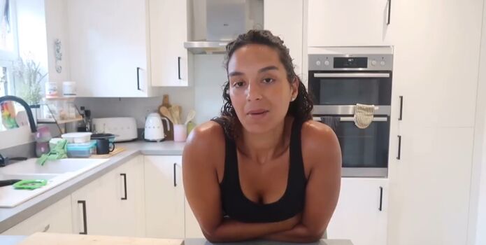 Full leaked Lari soares/ private onlyfans photo