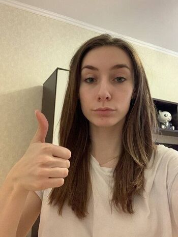 Full leaked Sarah clayton / private onlyfans photo