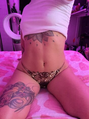 Full leaked Whosluxxx private onlyfans photo