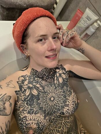 Full leaked Whynotsimone private onlyfans photo