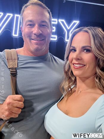 Full leaked Wifey  page private onlyfans photo