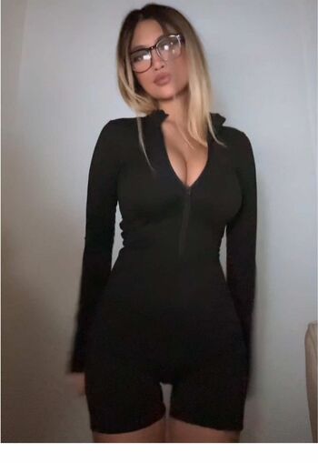 Full leaked Wiglyboo private onlyfans photo