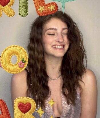 Willow Shields